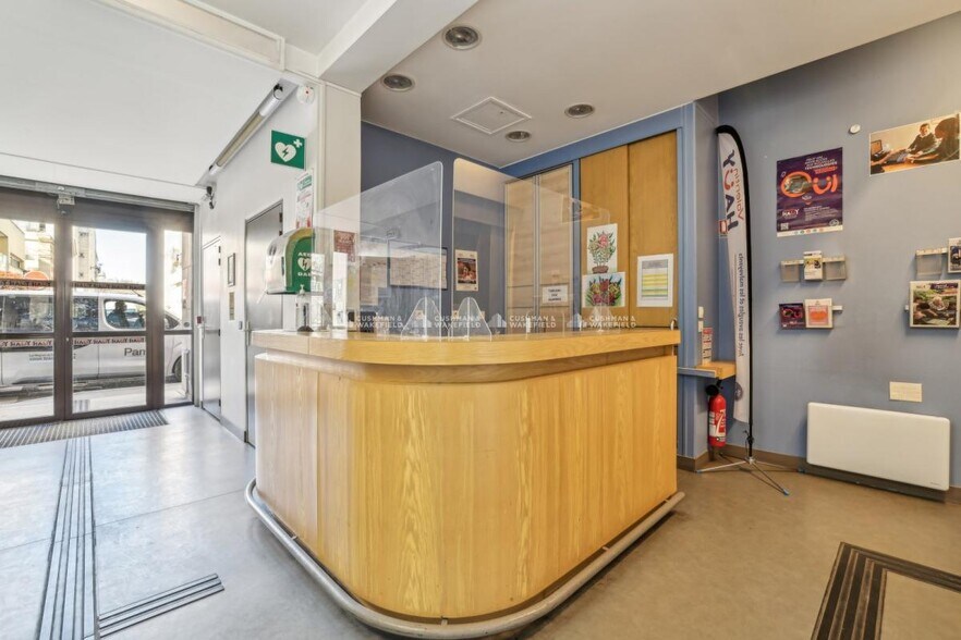 3 Rue Paulette Jacquier, Paris for lease - Lobby - Image 3 of 11