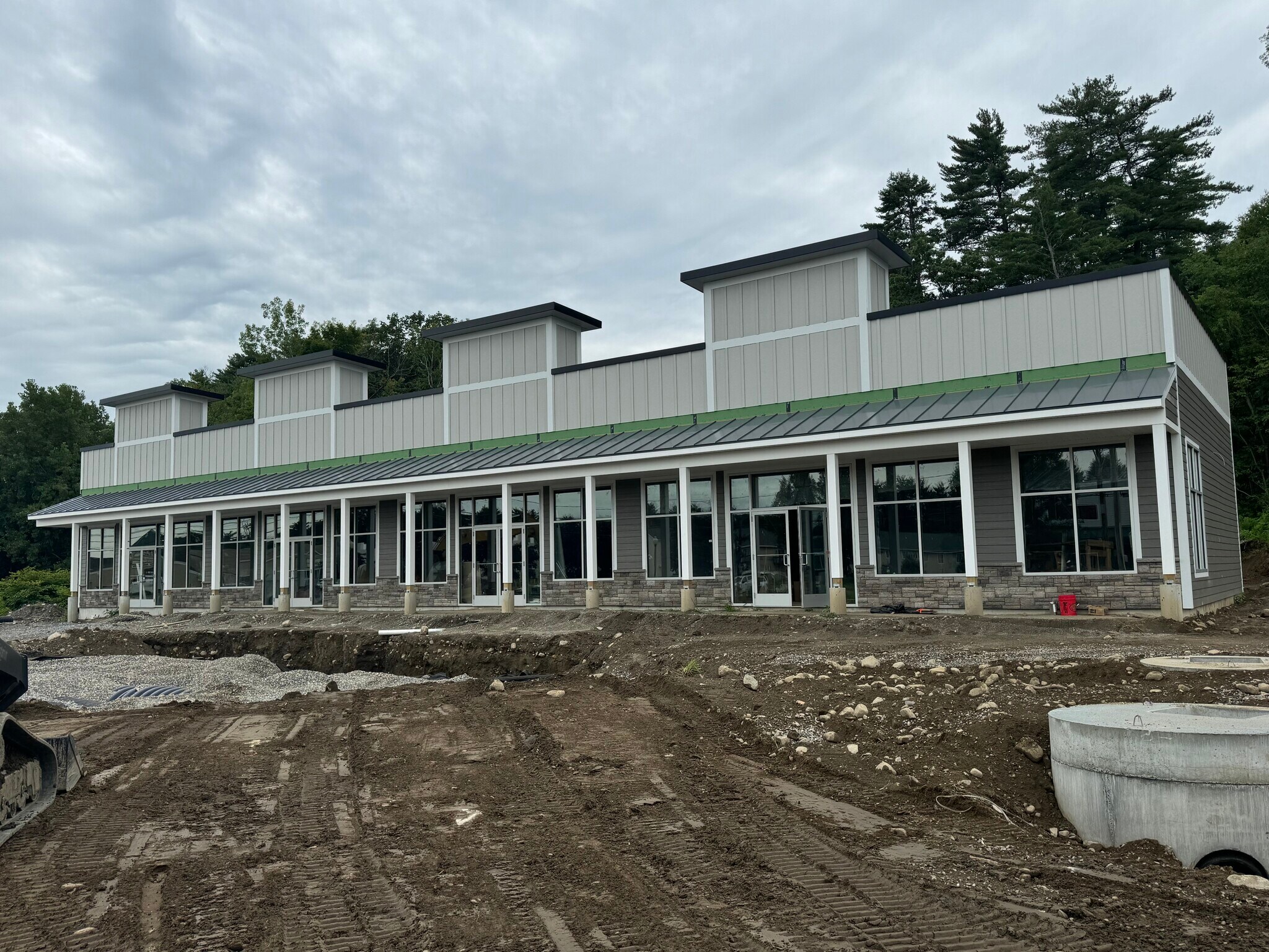 1471 State Route 9, Lake George, NY à vendre Photo du bâtiment- Image 1 de 1