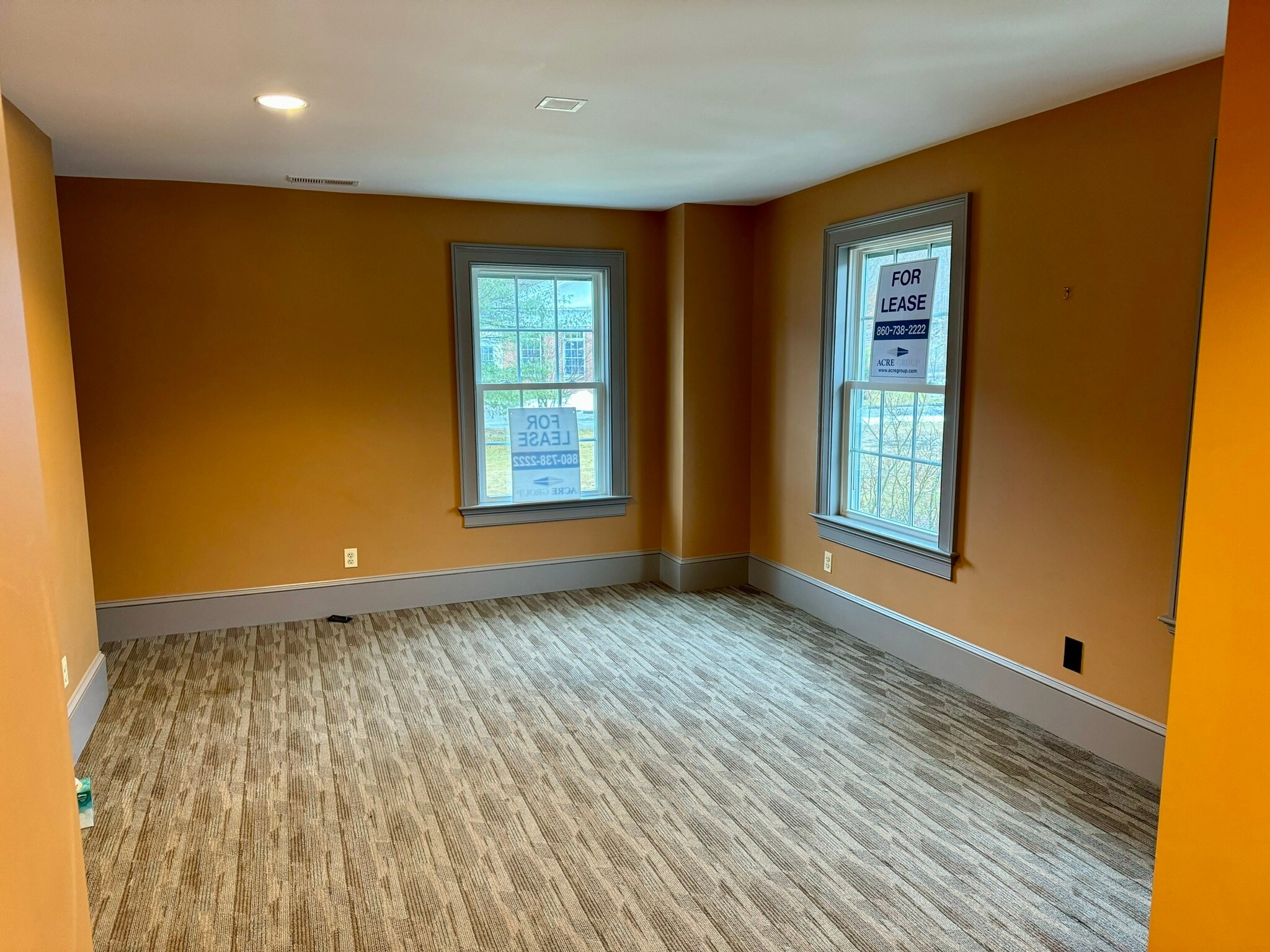 2 Central Ave, New Hartford, CT for lease Interior Photo- Image 1 of 8