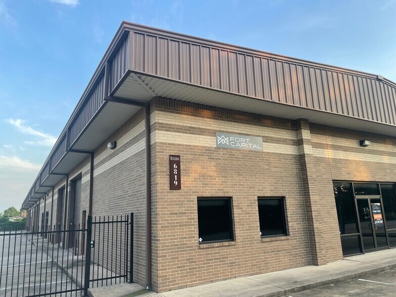 6819 Theall Rd, Houston, TX for sale - Building Photo - Image 3 of 19