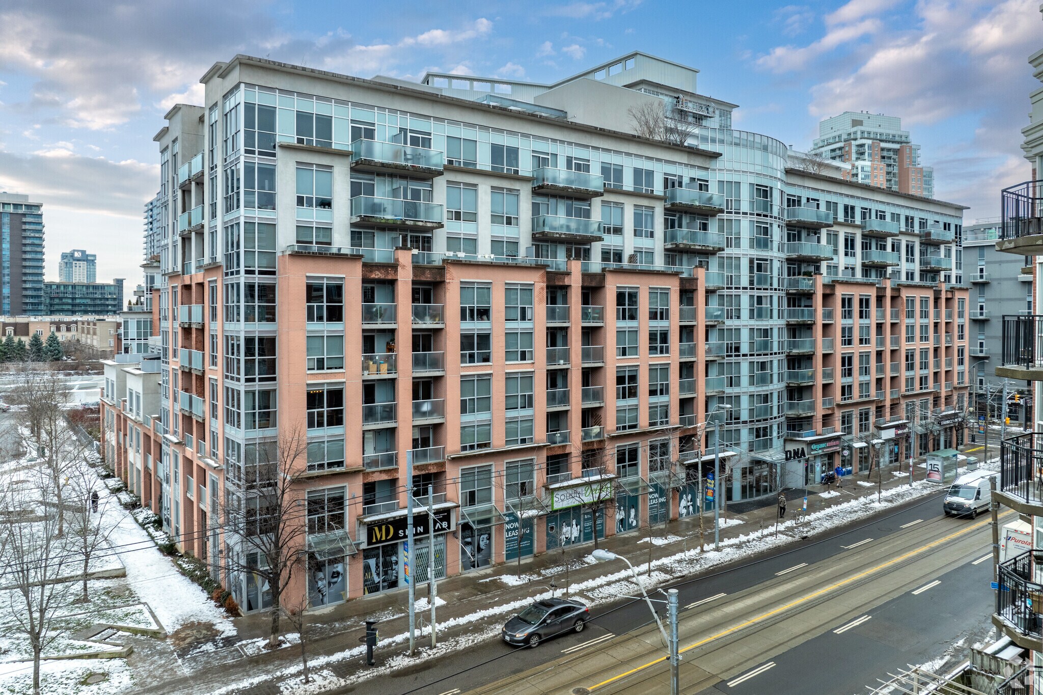 1005 King St W, Toronto, ON à vendre Photo du bâtiment- Image 1 de 1