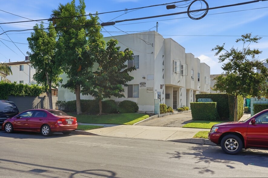 6846 Gentry Ave, North Hollywood, CA à vendre - Photo du bâtiment - Image 1 de 7