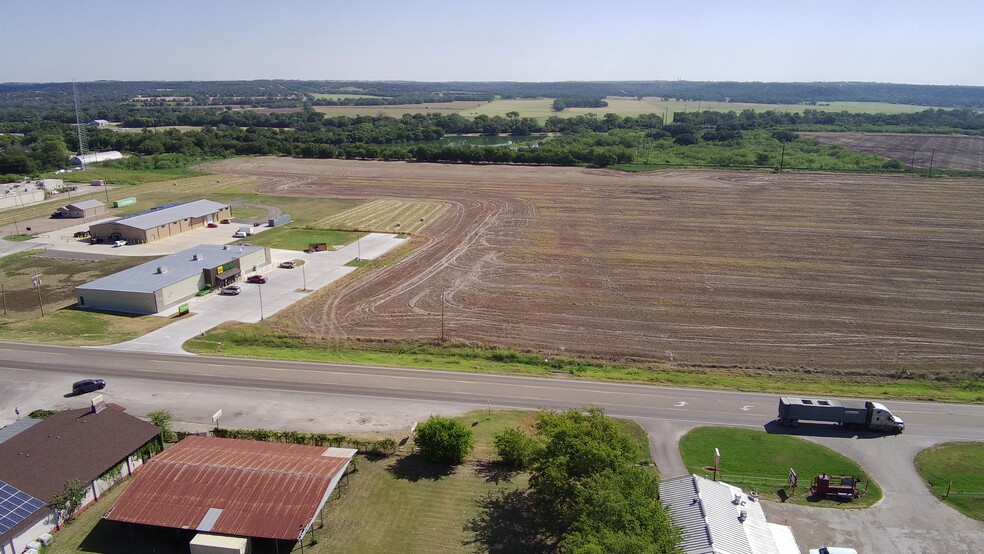 6 Hwy, Clifton, TX à vendre - Photo du b timent - Image 2 de 8