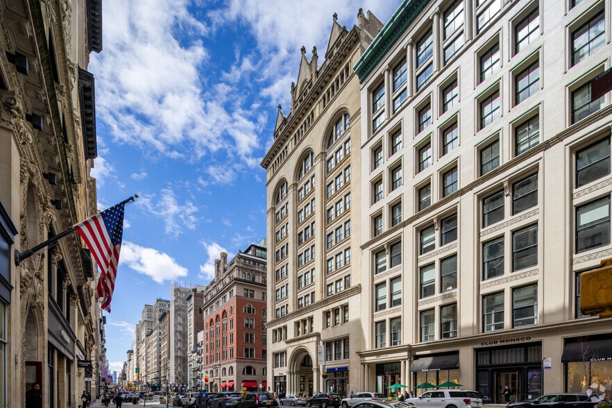 156 Fifth Ave, New York, NY for lease - Building Photo - Image 2 of 7