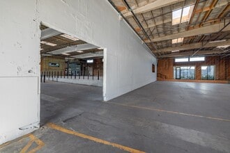 3333 Casitas Ave, Los Angeles, CA à louer Photo intérieure- Image 1 de 7