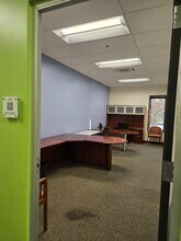 10 Strecker Rd, Ellisville, MO à louer Photo intérieure- Image 2 de 5