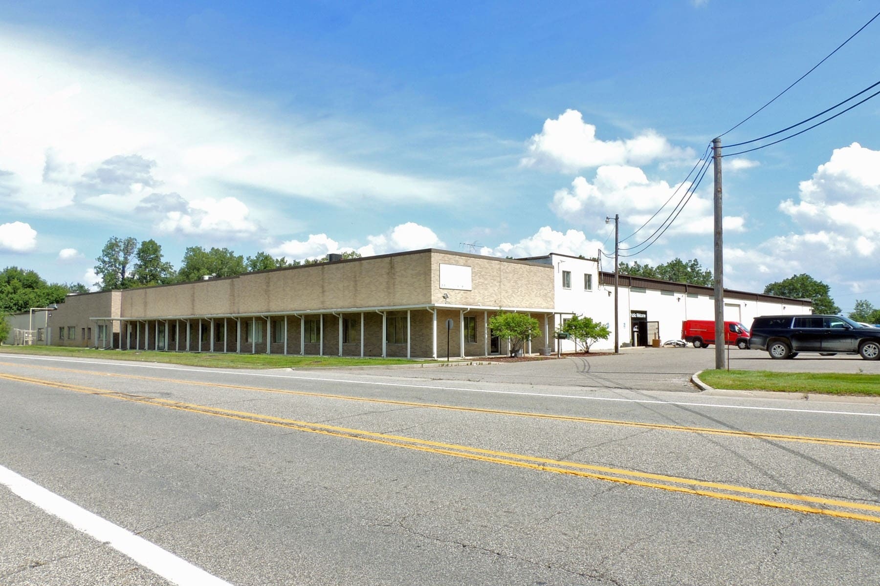 61166 Van Dyke Rd, Washington, MI for sale Primary Photo- Image 1 of 4