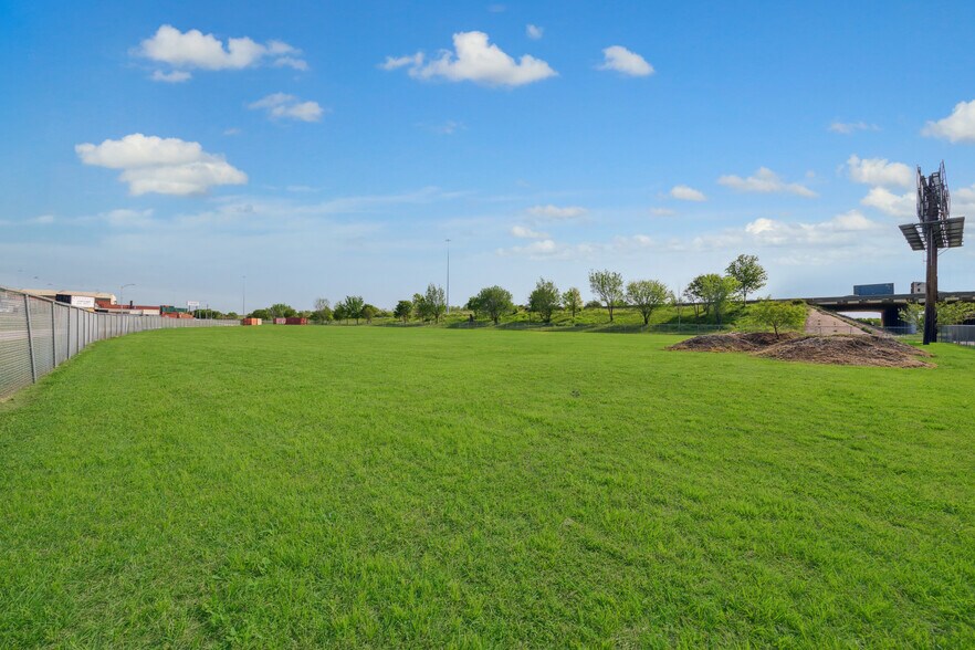 00 Turning Basin Dr, Houston, TX à vendre - Photo du bâtiment - Image 3 de 7