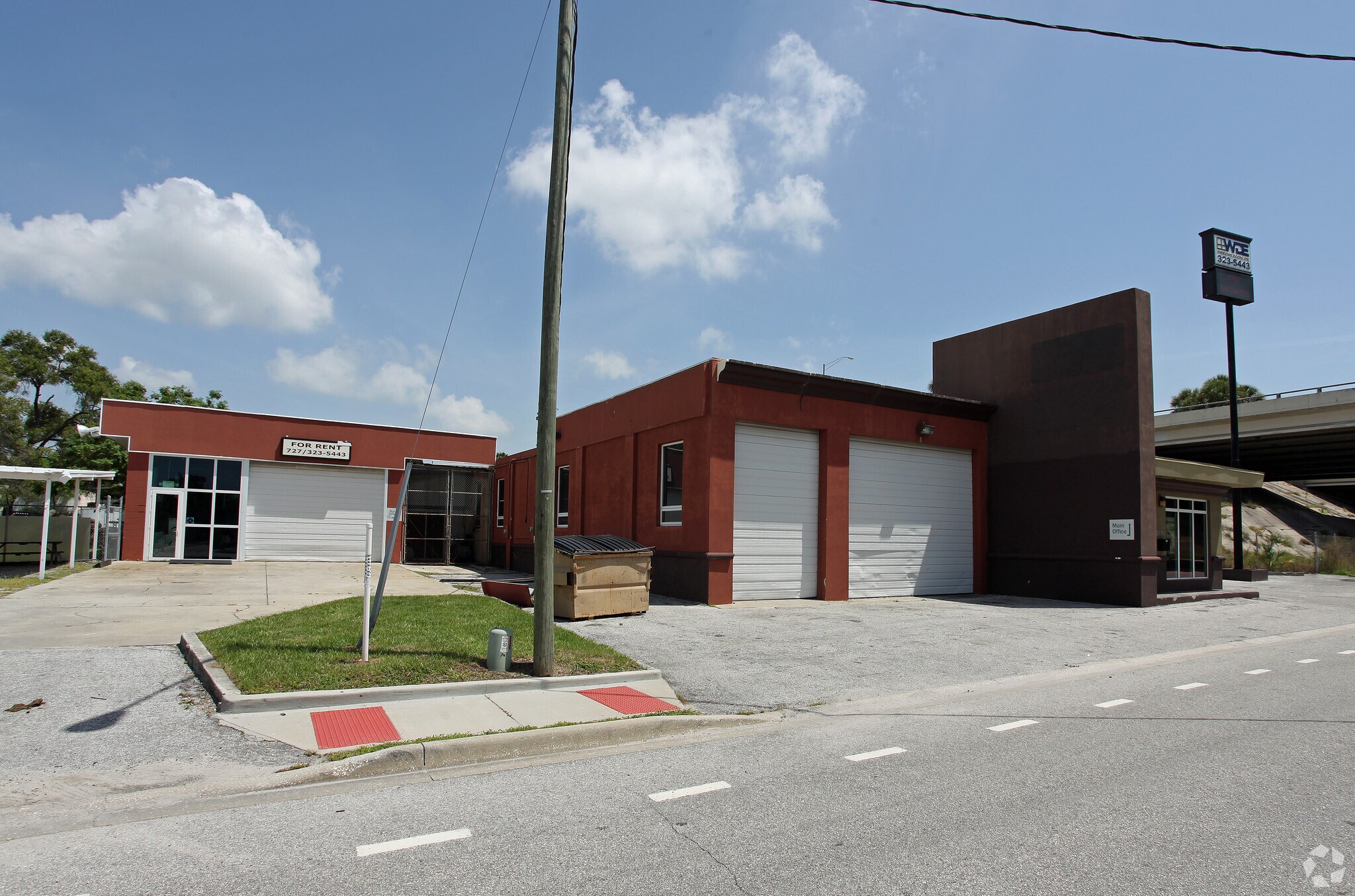 2135 N 13th Ave, Saint Petersburg, FL à louer Autre- Image 1 de 3