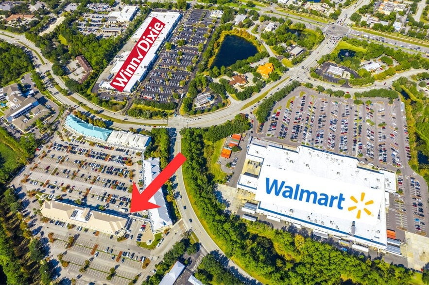 160 Cypress Point Pky, Palm Coast, FL à louer - Photo du bâtiment - Image 2 de 64