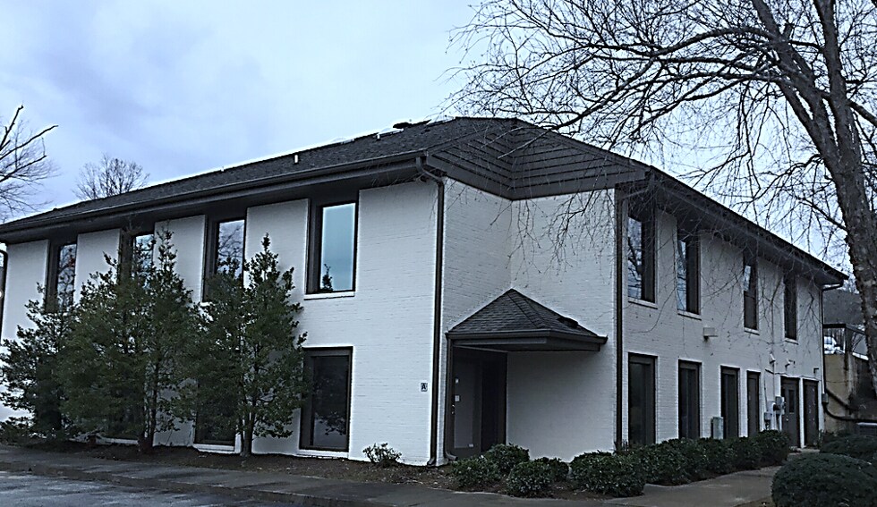 554 Memorial Drive Ext, Greer, SC à louer Photo du bâtiment- Image 1 de 3