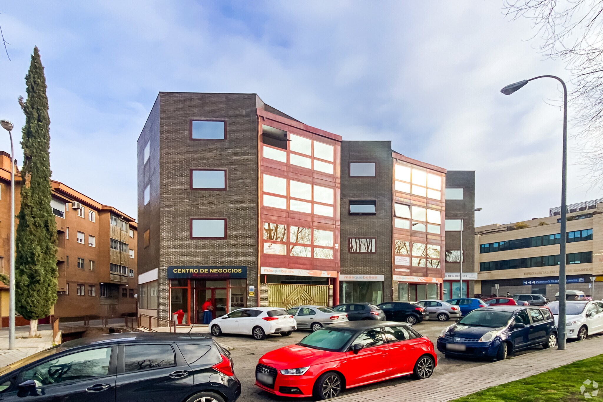 Calle Puerto de los Leones, 1, Majadahonda, Madrid for lease Primary Photo- Image 1 of 9