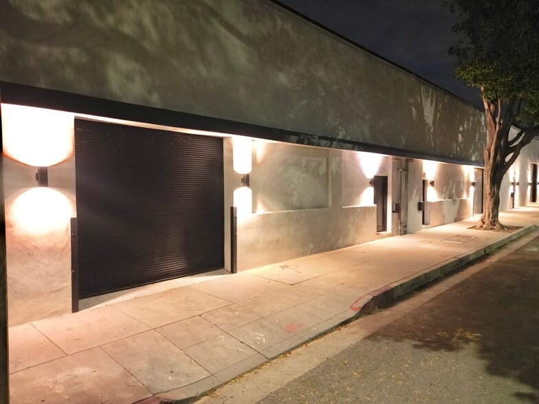 527-525 W Windsor rd, Glendale, CA à vendre - Photo du bâtiment - Image 2 de 10