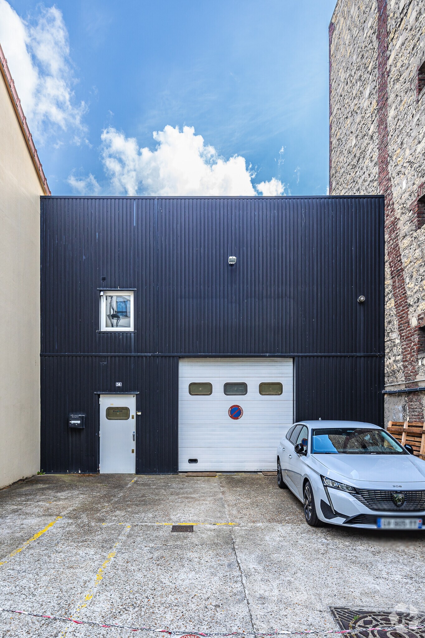 34 Rue Louis Ulbach, Courbevoie à louer Photo principale- Image 1 de 2