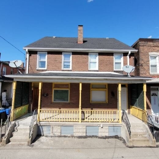 159 Oak Way, Braddock, PA for sale - Primary Photo - Image 1 of 1