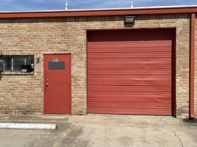 1919 W Sam Houston Pky N, Houston, TX for lease Interior Photo- Image 1 of 6