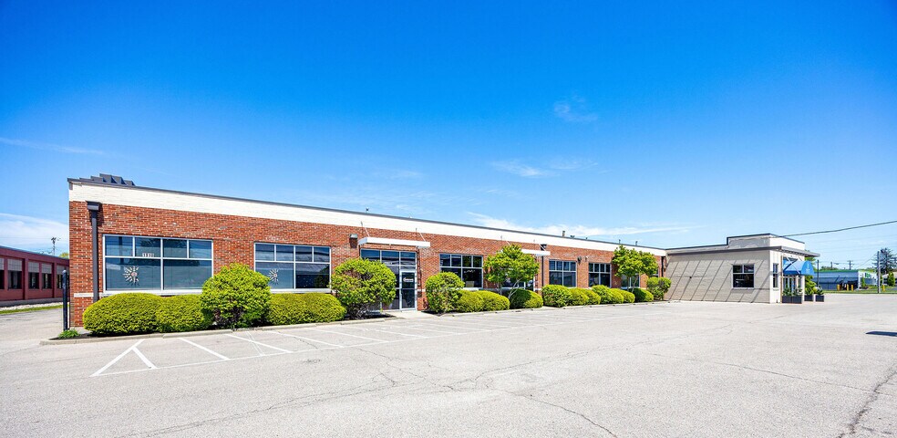 1910 Fairgrove Ave, Hamilton, OH à louer - Photo du bâtiment - Image 2 de 11