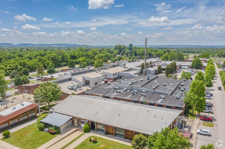 230 Franklin Rd, Franklin, TN à louer - Aérien - Image 2 de 7