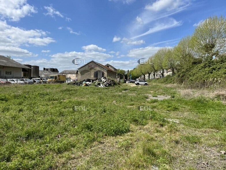 Land in Magny-en-Vexin for sale - Building Photo - Image 2 of 4