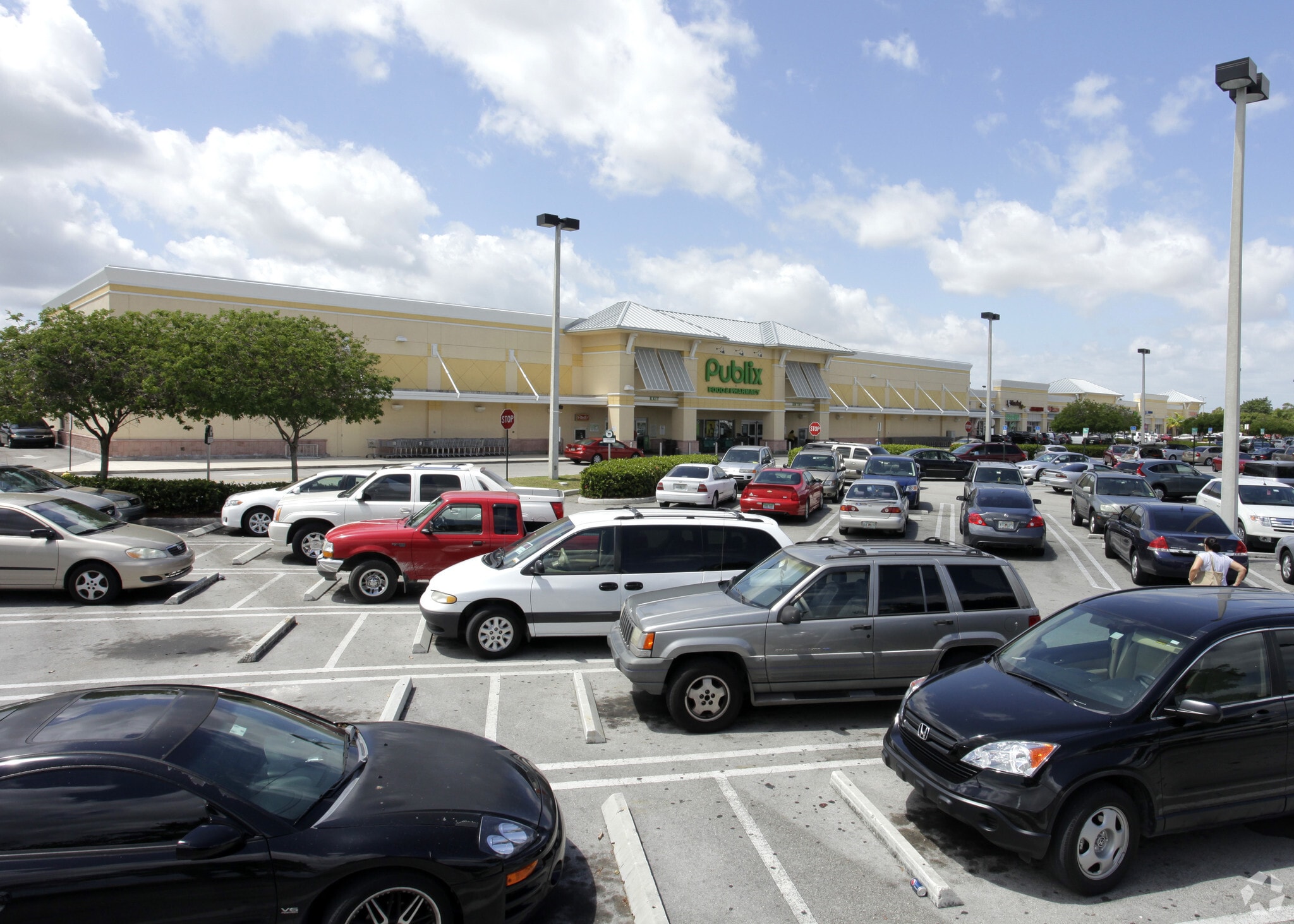 2800 NE 8 St, Homestead, FL for lease Primary Photo- Image 1 of 6