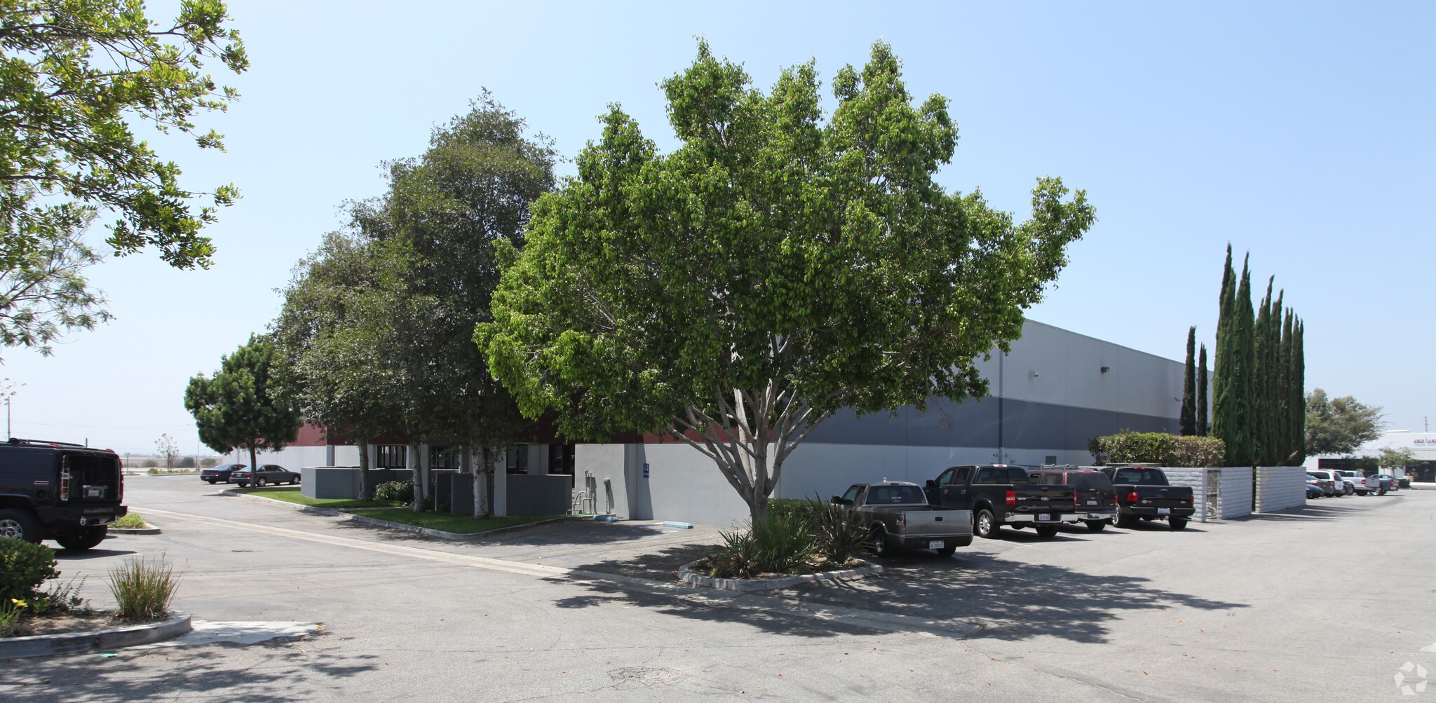 411 N Aerojet Dr, Azusa, CA for lease Primary Photo- Image 1 of 6