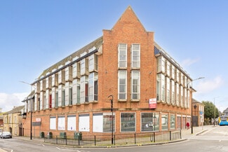 Plus de détails pour Elder Way, Chesterfield - Commerce de détail à louer