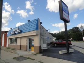 Riverfront Liquor Store - Dépanneur