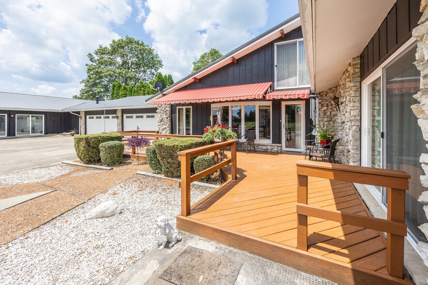 9001 S County Road 700 W, Daleville, IN for sale - Building Photo - Image 3 of 14