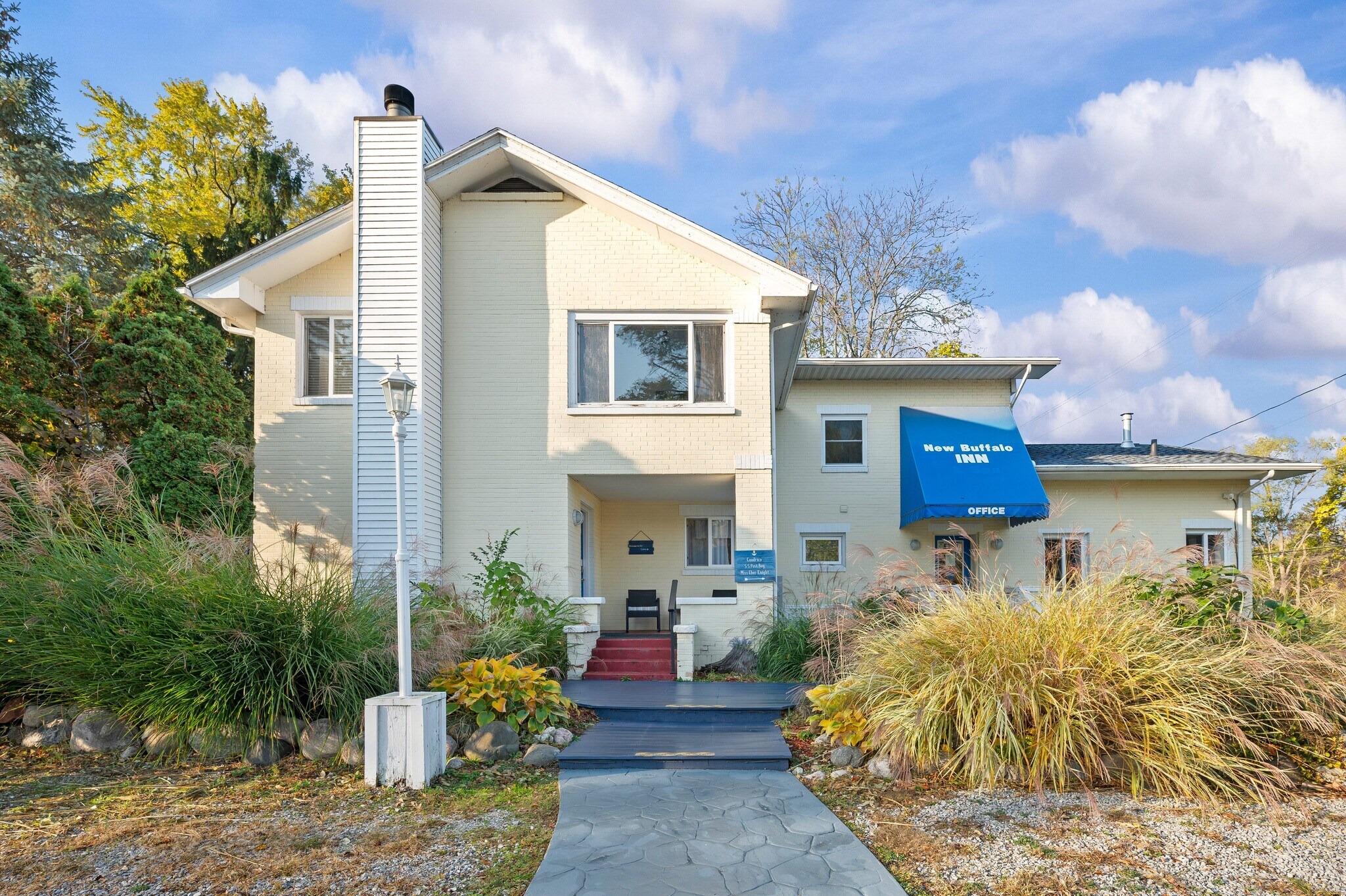 231 E Buffalo St, New Buffalo, MI for sale Building Photo- Image 1 of 87