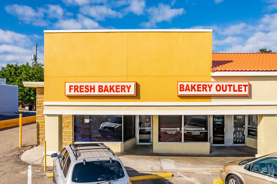 1224-1260 S Highland Ave, Clearwater, FL à louer - Photo du bâtiment - Image 2 de 21