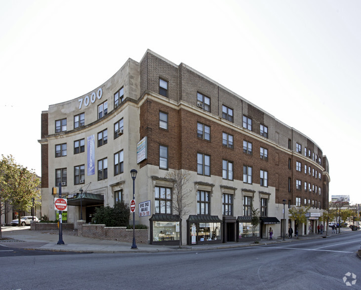 7000-7026 Terminal Sq, Upper Darby, PA à vendre - Photo principale - Image 1 de 1