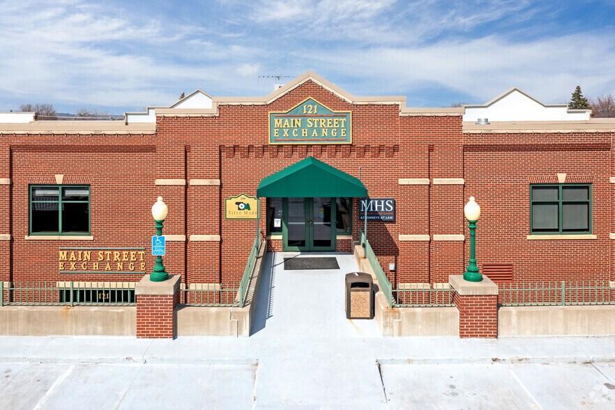 101-129 Main St W, Waconia, MN à louer - Photo du bâtiment - Image 2 de 4