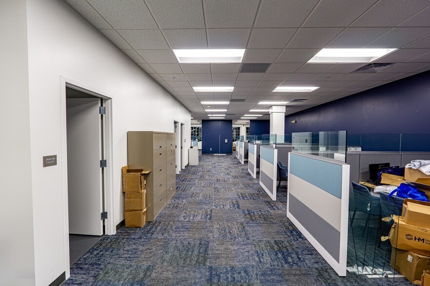 1-37 Kendall Way, Ballston Spa, NY à louer - Photo du bâtiment - Image 3 de 10