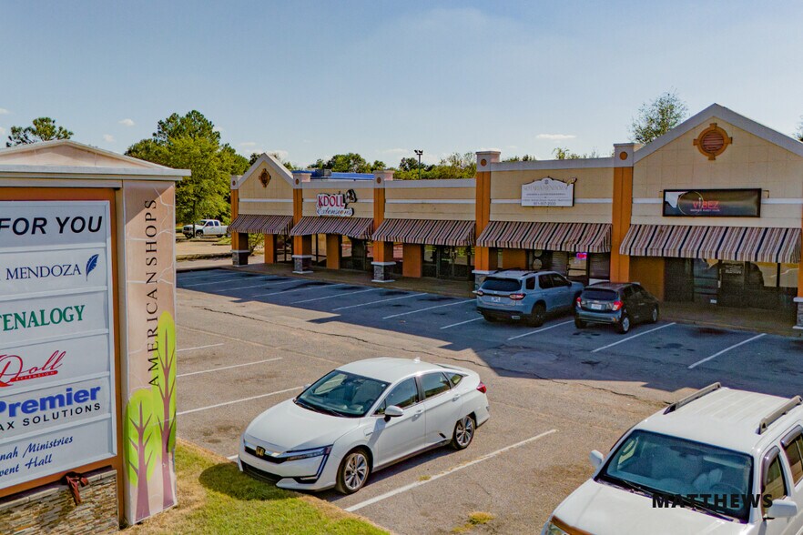 4279-4293 American Way, Memphis, TN à vendre - Photo du bâtiment - Image 2 de 3