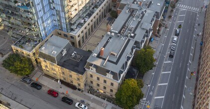 252-264 Adelaide St E, Toronto, ON - Aerial  map view