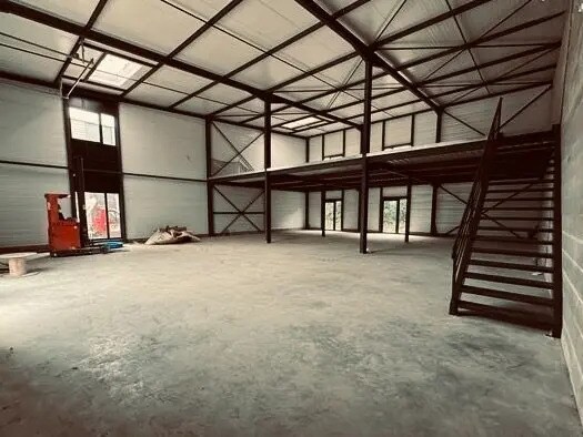 Local d'activités dans Marcilly-d'Azergues à vendre - Photo du bâtiment - Image 1 de 4