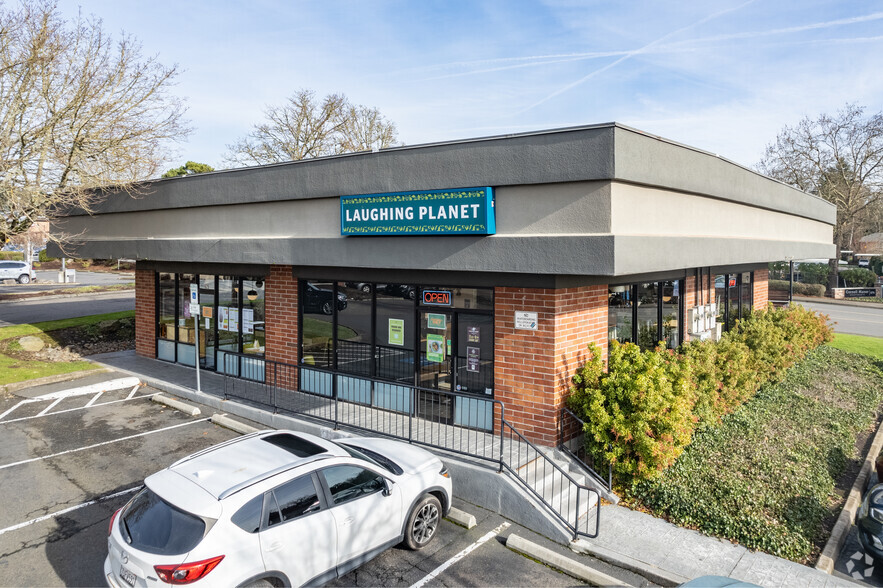 405-605 NW Saltzman Rd, Portland, OR for lease - Building Photo - Image 2 of 5