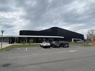 More details for 8 Rue Du Maréchal De Lattre De Tassigny, Élancourt - Office, Flex for Lease