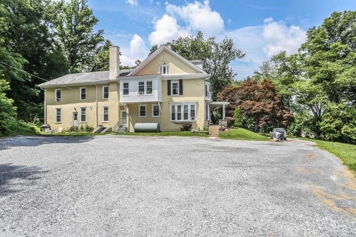 8 Paul Nelms Dr, Downingtown, PA à vendre - Photo du bâtiment - Image 2 de 66