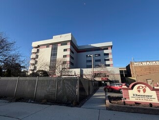 More details for 350 W Saint Paul Ave, Milwaukee, WI - Office for Sale