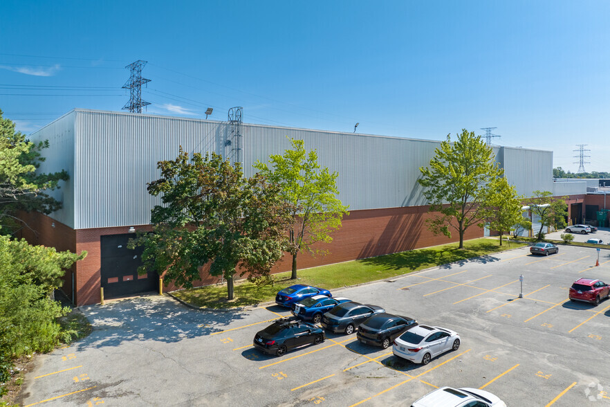 1550 Caterpillar Rd, Mississauga, ON for lease - Primary Photo - Image 1 of 11