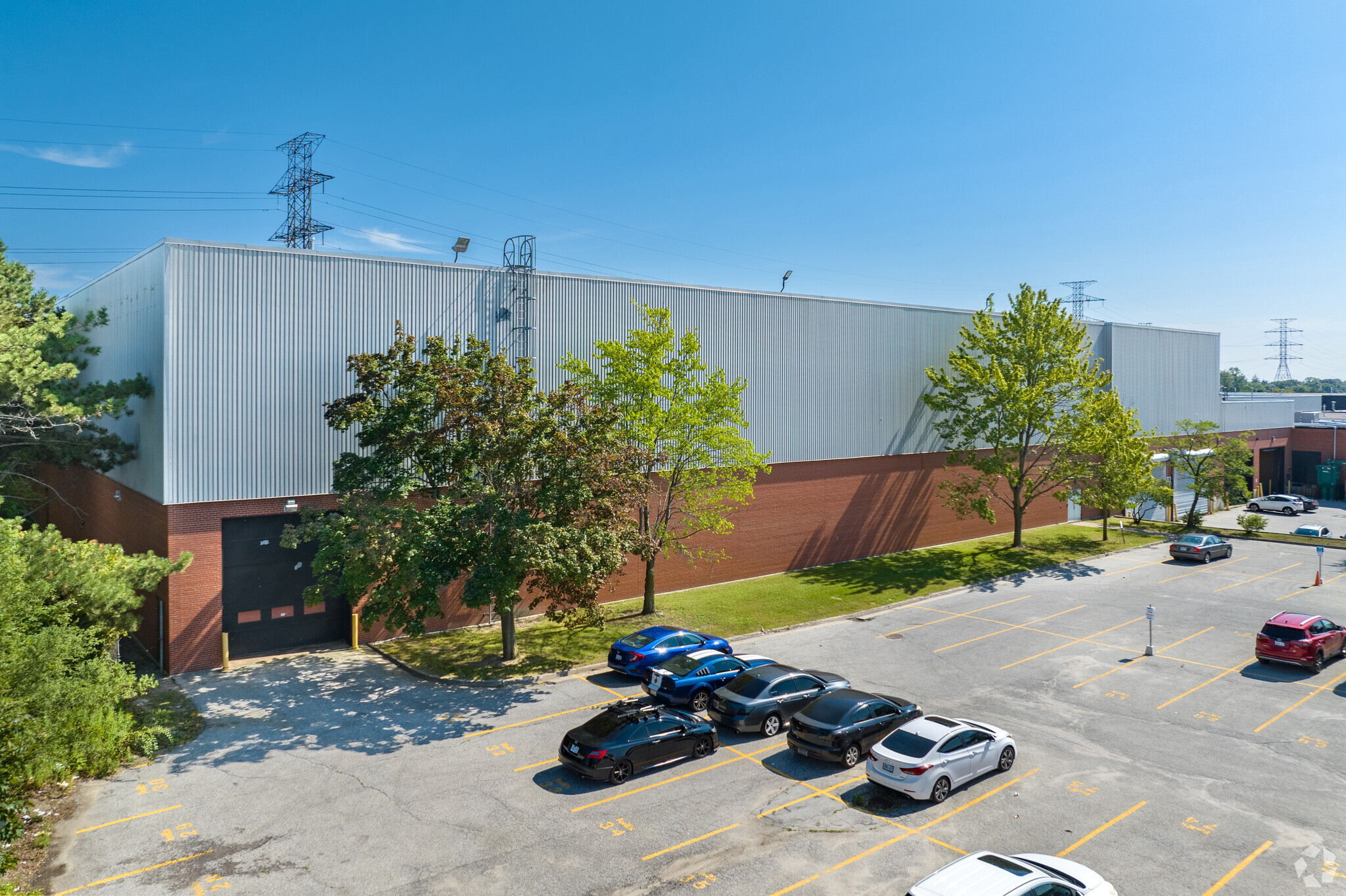 1550 Caterpillar Rd, Mississauga, ON for lease Primary Photo- Image 1 of 12