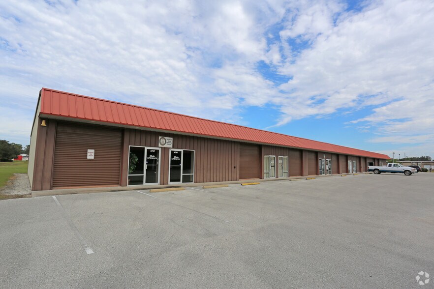 4777 Allen Rd, Zephyrhills, FL à vendre - Photo principale - Image 1 de 2