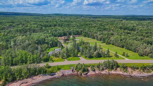 More details for 9000 Congdon Blvd, Duluth, MN - Hospitality for Sale