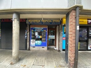 Woodman St, Londres à louer Photo du bâtiment- Image 1 de 5