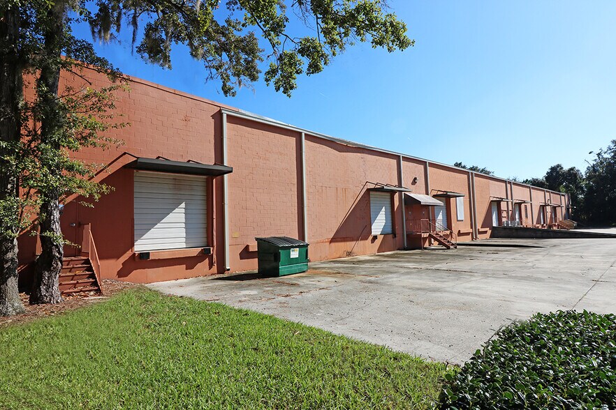7900 Belfort Pky, Jacksonville, FL à louer - Photo du bâtiment - Image 2 de 6
