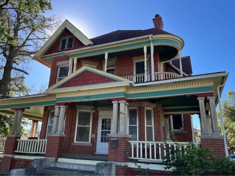 419 W Locust St, Independence, KS à vendre - Photo du bâtiment - Image 1 de 6