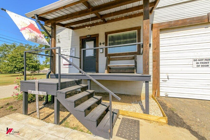 102 Gray St, Henderson, TX à vendre - Photo du bâtiment - Image 2 de 18