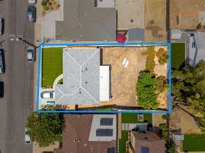 5205 Tipton St, San Diego, CA à vendre - Photo du bâtiment - Image 3 de 9