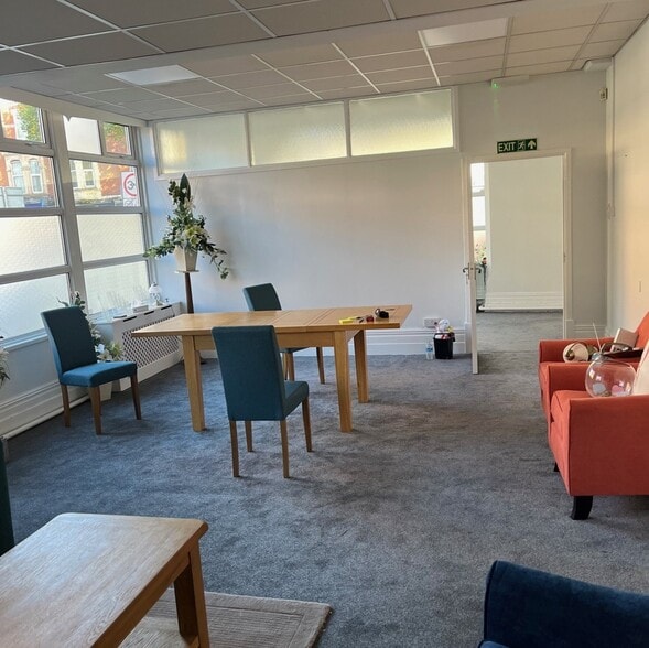 135 Narborough Rd, Leicester for lease - Building Photo - Image 3 of 3